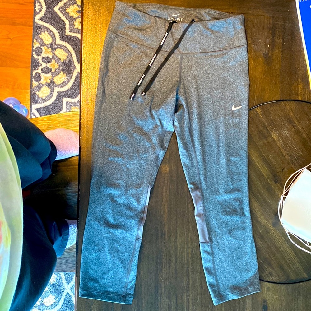 Nike Capri Leggings